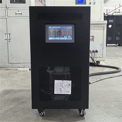 Variabilní frekvenční měnič 50 až 60 Hz